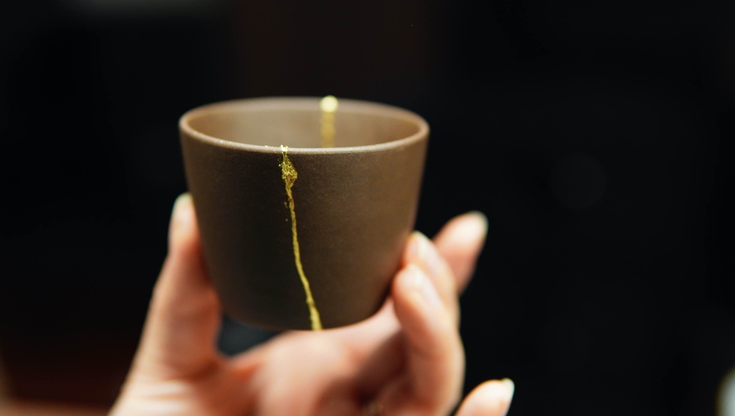 咖杯金缝